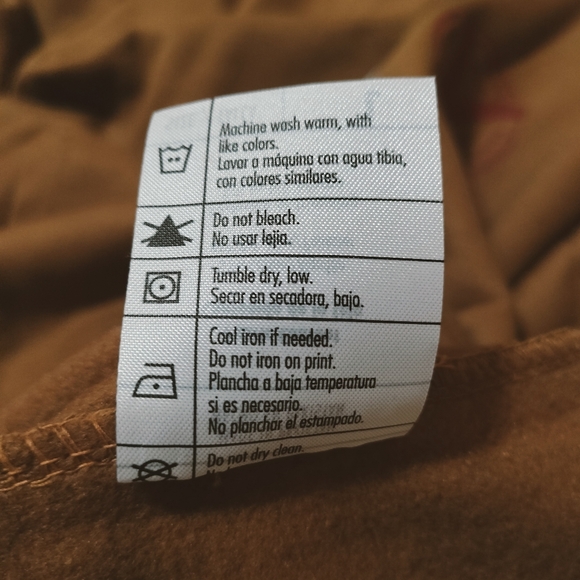 NEW Yellowstone Dutton Ranch Ballistic Duck Hoodie Sz L Kangaroo Pouch - Picture 9 of 9